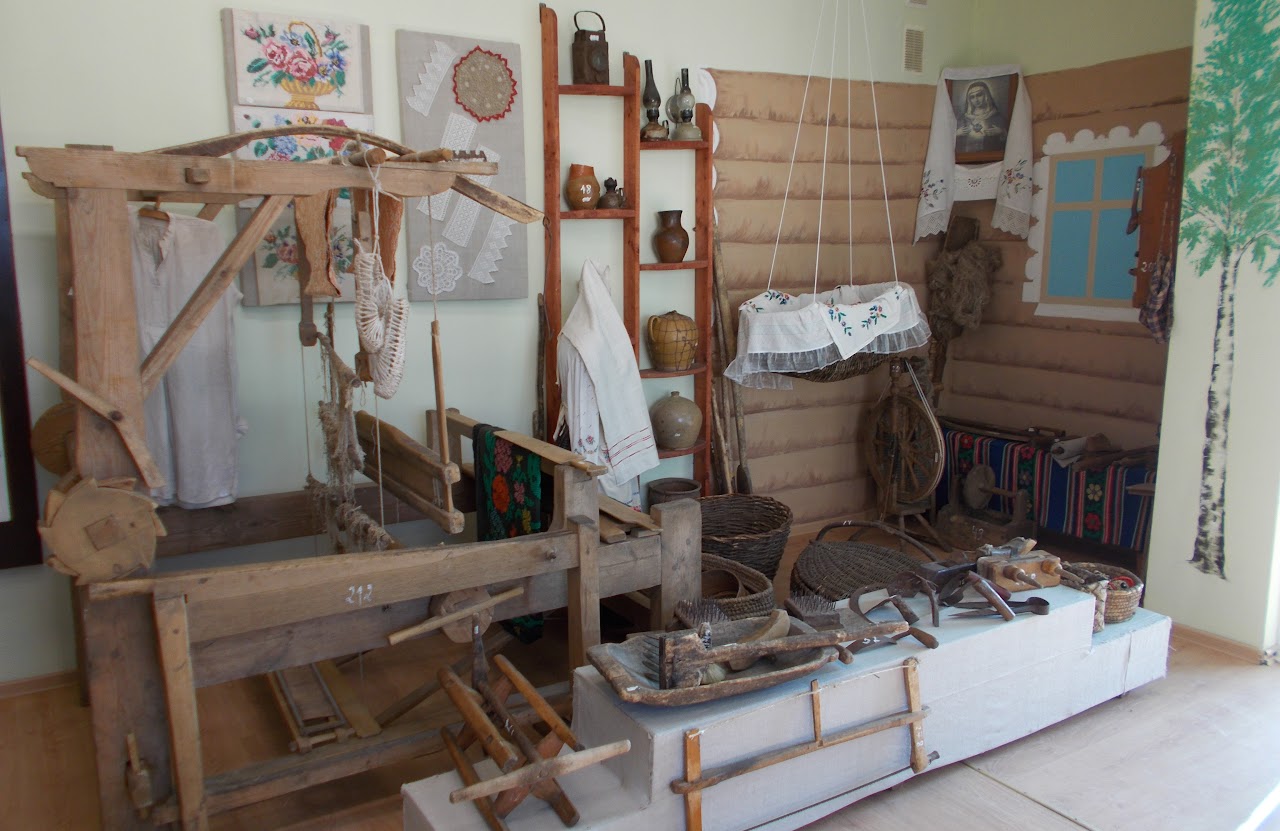 Историко-краеведческий музей «Спадчына» (Тарновская СШ)